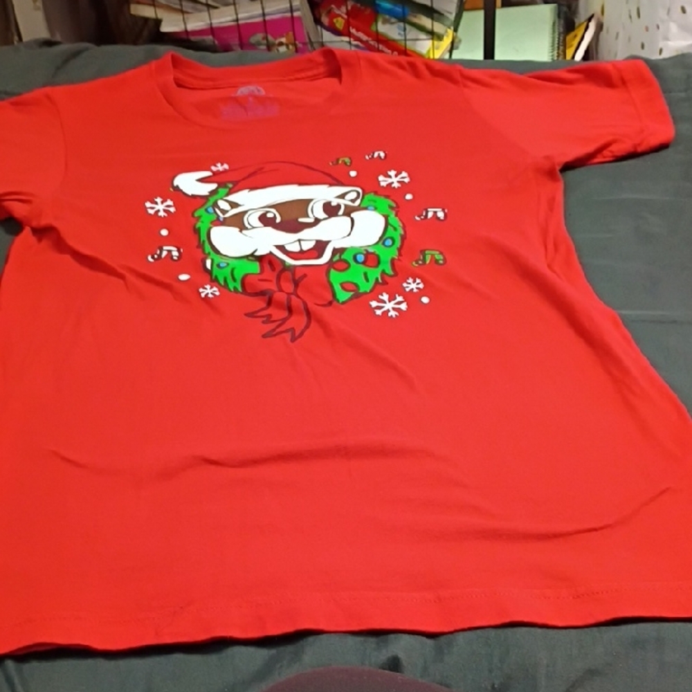 Buc-ees Christmas T-Shirt